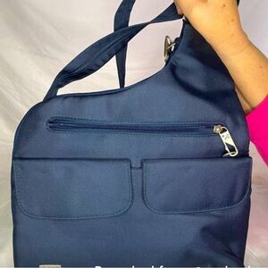 Travelon Travel Crossbody Bag, RFID cardholder, reinforced adjustable strap, etc